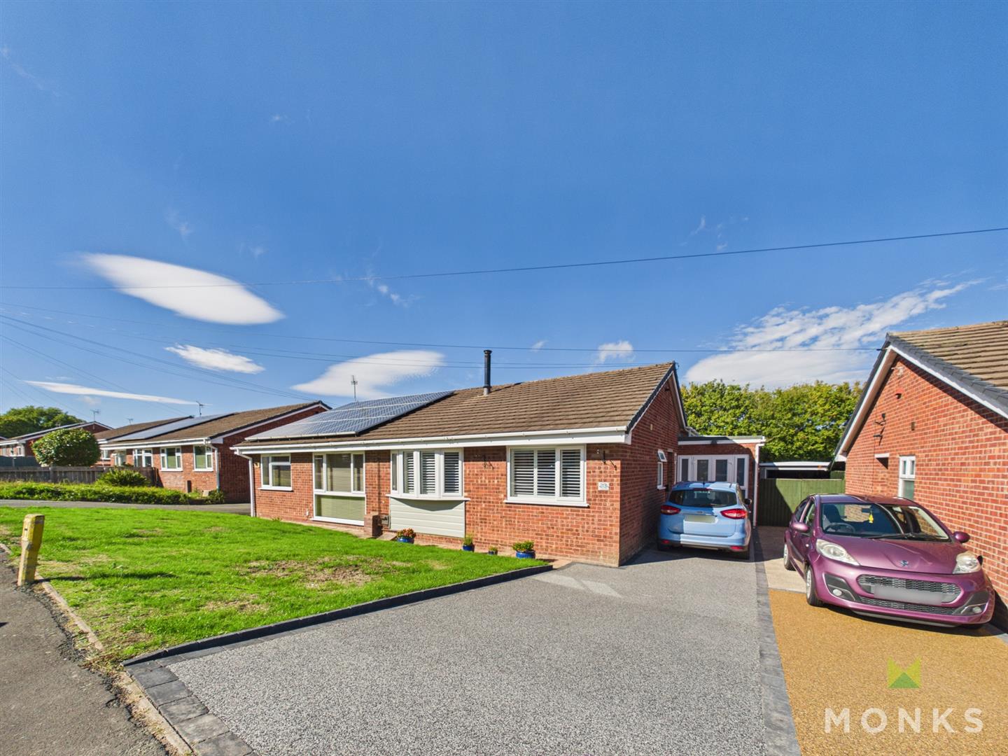 23 Meadow Rise, Oswestry, SY11 2EE For Sale